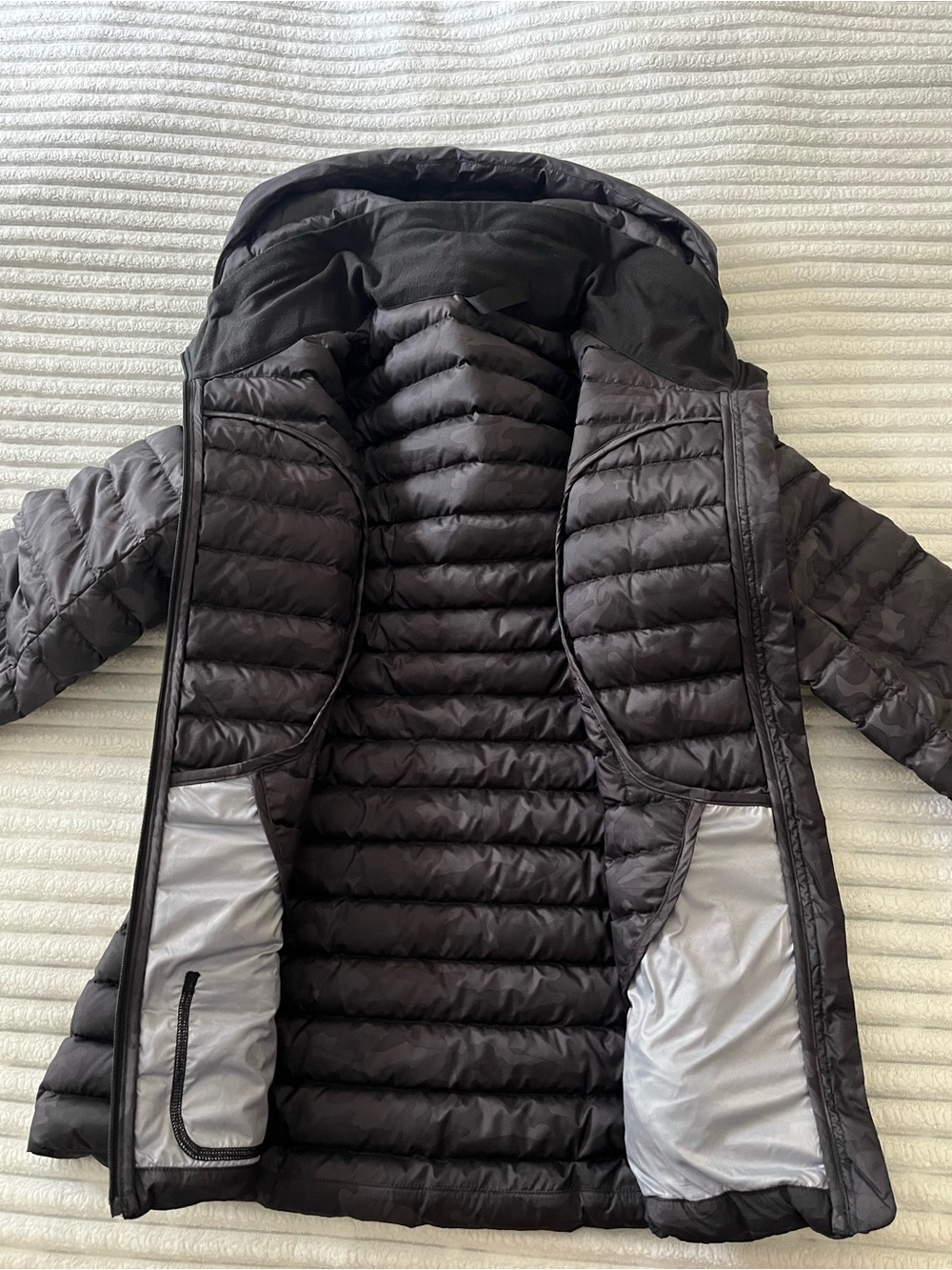 Lululemon Camo Puffer Jacket - Picture 9 of 12
